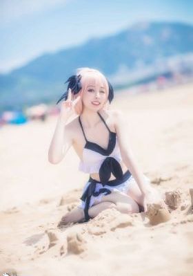 两个小姨子在线_国产剧电影在线观看