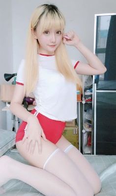 脱个精光s歌舞团看个够_4K在线播放观看