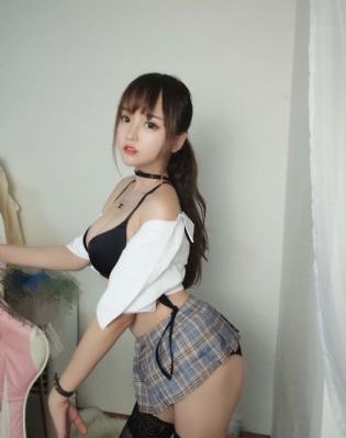 女大学生沙龙电影_1080免费播放