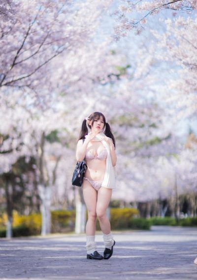 酒店服务生免费观看_国产剧在线播放