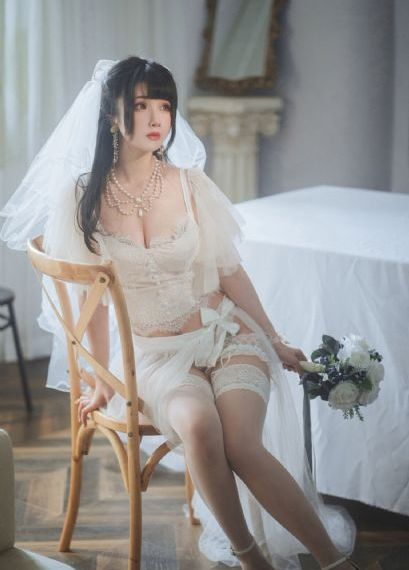 我和亲女在客厅作爱h在_蓝光高清电影在线