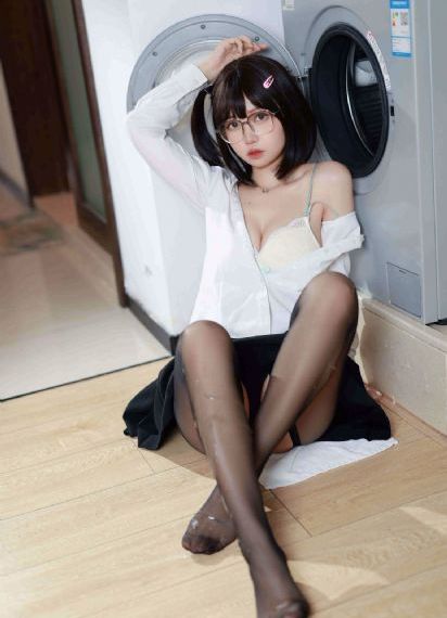 色小姐在线_高清免费在线播放