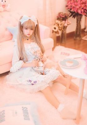 你比星光美丽_4K在线观看