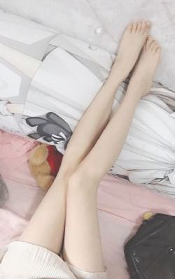 女大学生沙龙在线播放_BD英语在线视频观看