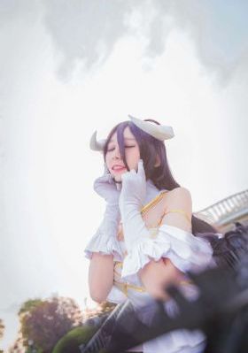 妈妈的8_高清免费播放